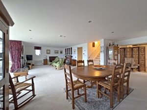 Photo 8- click for photo gallery